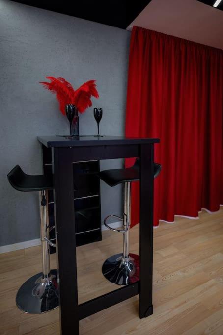 Bdsm Apartman V Bratislave -Adults Only Братислава Екстер'єр фото